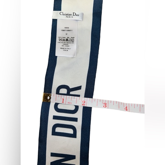 Christian Dior Blue Silk Twill Flowers D-Millefiori Mitzah Scarf like NEW Real - Picture 4 of 12